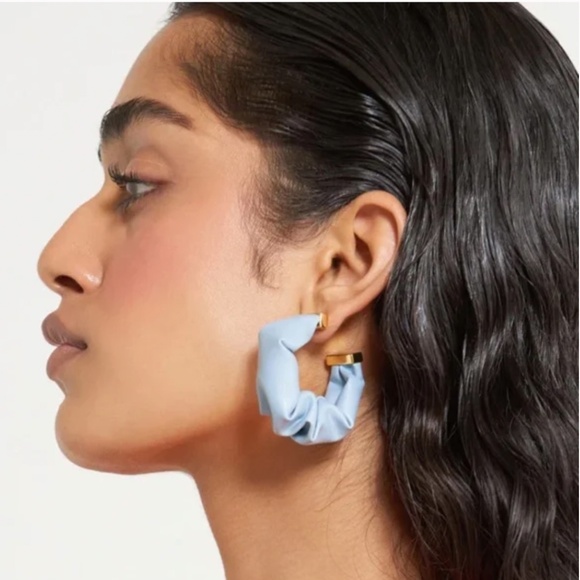 Cult Gaia Sanura Earrings - Ice Blue - Picture 2 of 4